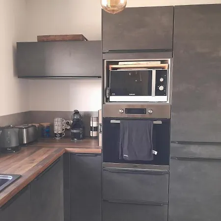 Pavillon 200m De La 吕克索梅