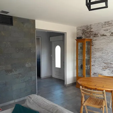 Pavillon 200m De La Casa de Férias *